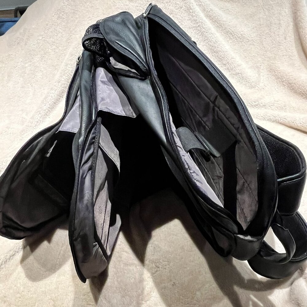 Harley Davidson Leather Backpack/Computer Bag - image 5